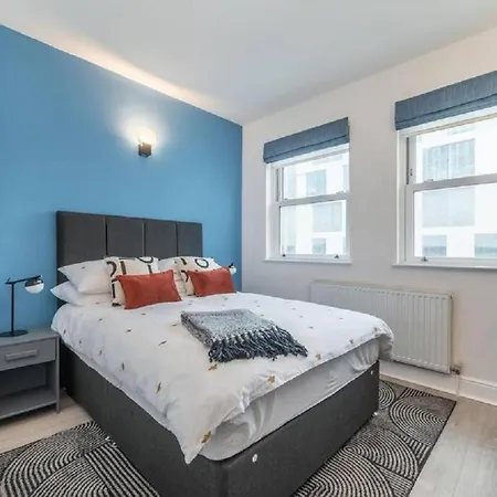 Two Bedroom - Tower Bridge - By Prime M-5 Apartment
