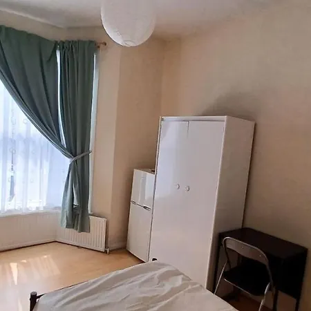 Guest house Bruce *