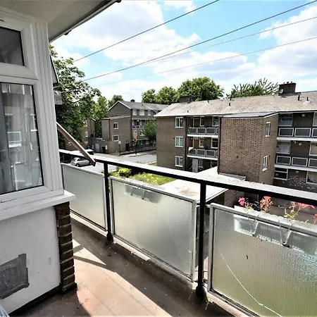 Lovely 2 Bedroom In Greater Apartment London
