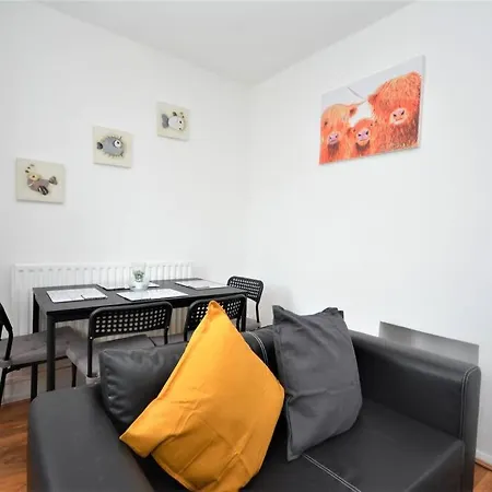 Lovely 2 Bedroom In Greater Apartment London
