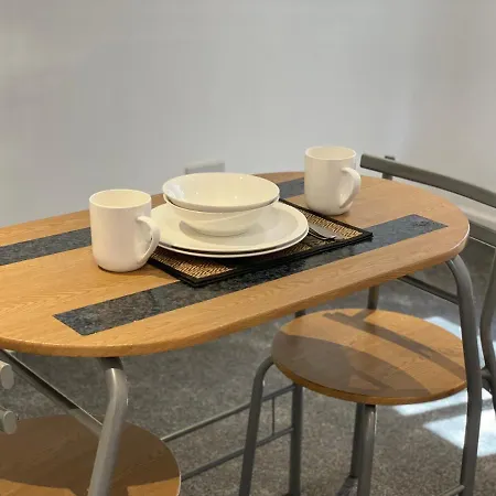 Layrek 1 Bedroom Flat Londres
