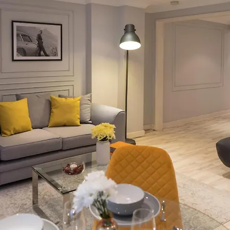 Camden Luxury Flat With Private Patio Apartment London