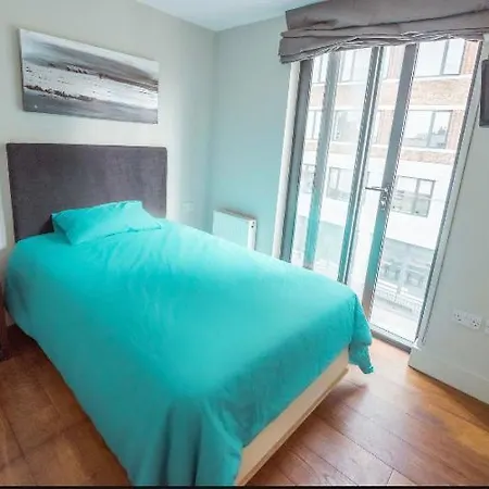 Fantastic 3 Bedrooms Flat In Euston Zone 1 Apartment