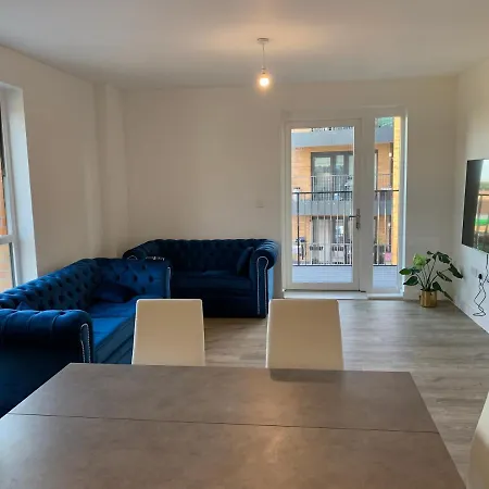 Apartment Entire In *