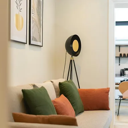 Penthousestays Chelsea - Luxury 2 Bedroom W/king Bed - Near King's Road