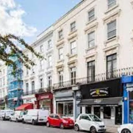 Lady On The Lane- 2 Bed Primrose Hill