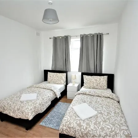 Apartment Lovely 2 Bedroom In Greater *