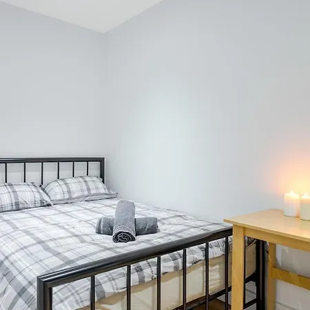 Sparrow Pad -1 Apartment *