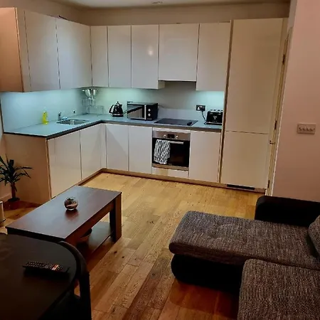 Apartment Executive E15 & Exclusive Terrace Views Of