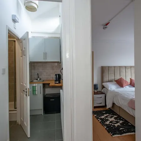 Modern In Bromley, Greater London Near Tesco And Sundridge Park Station Motell