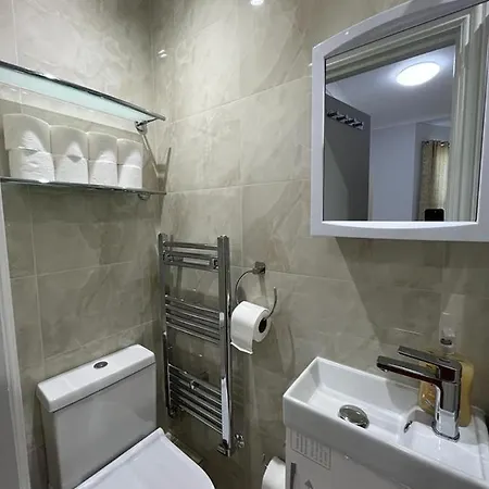 Fraser Boutique Apartments London Aparthotel