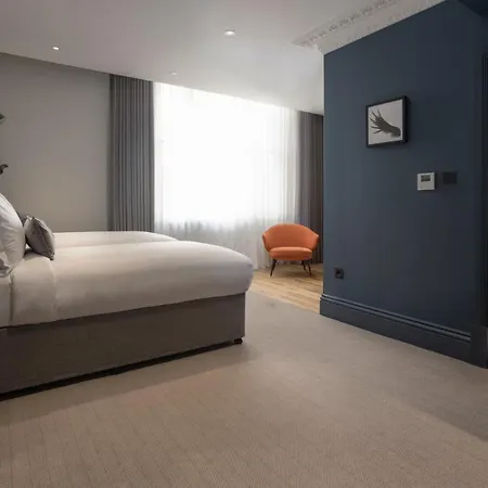 55 By Le Mirage 4*