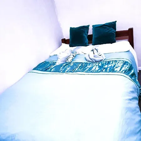 Bed & Breakfast London's Bed & Breakfast *