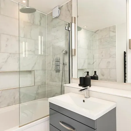 Penthousestays Chelsea - Luxury 2 Bedroom W/king Bed - Near King's Road London