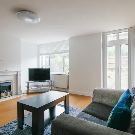 Bright & Welcoming Garden Flat Sleeps 6 In Style Διαμέρισμα *