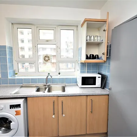 Beautiful 2 Bedroom Flat Near Finsbury Park * London