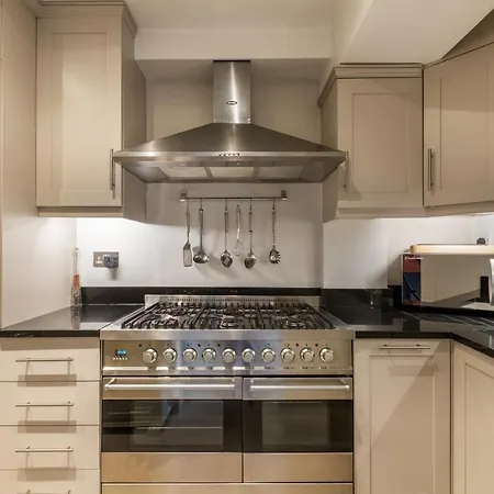 The Brunswick Oasis 2 Bedroom In Notting Hill Apartment London