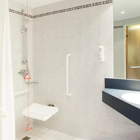Holiday Express Park Royal By Ihg Hotel London