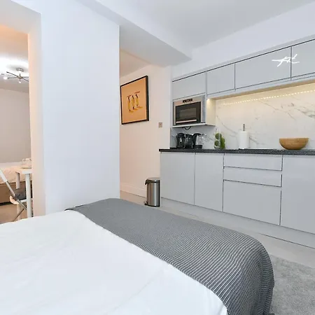 Stylish By Luxestays Shepherds Bush Londres