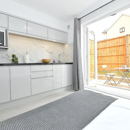 Stylish By Luxestays Shepherds Bush Apartament *