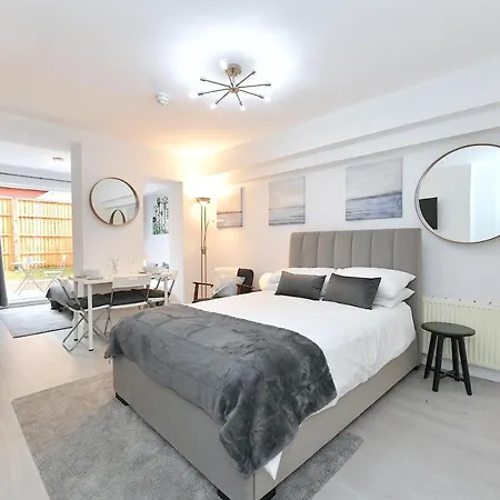 Stylish By Luxestays Shepherds Bush Londres