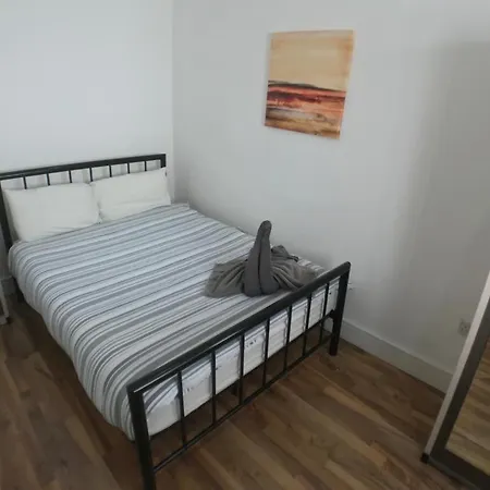 Sparrow Pad -1 Apartment *