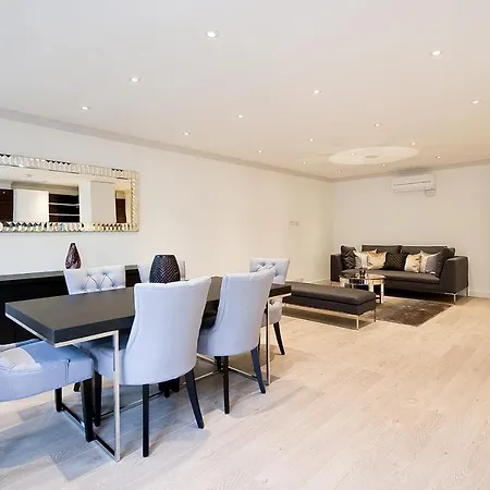 Stunning 2-bedroom-hosted By Sweetstay *