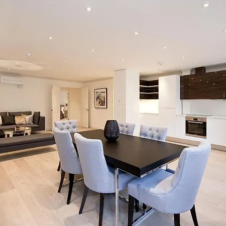 Apartment Stunning 2-bedroom-hosted By Sweetstay London