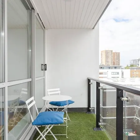 Spacious 2 Bedroom Flat On Bermondsey St Apartment