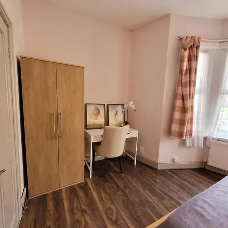 43 Kimberly Road * London