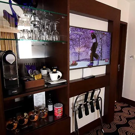 Montcalm Piccadilly Townhouse, West End 5* Londýn