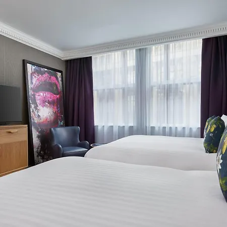 Nyx Holborn By Leonardo 5*