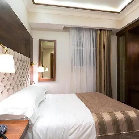 Kensington Prime 3* London