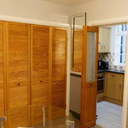 206mm Highgate Apartment London