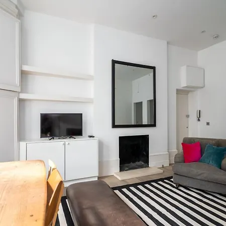 Guestready - Cosy Apt Near Portobello Road Market * London