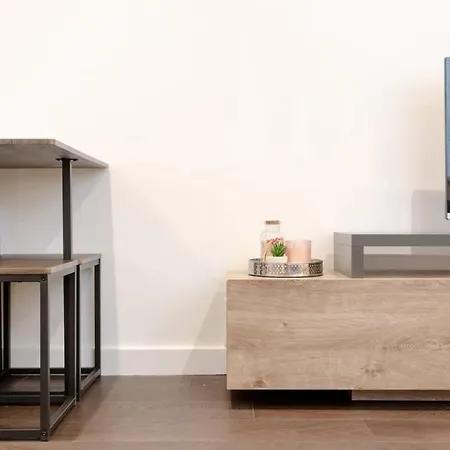 Apartment Modern Flat In The Heart Of West *