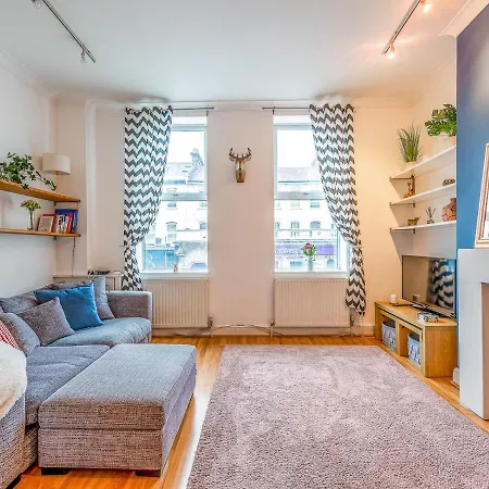 Pass The Keys Balham Modern Cosy Apartment London