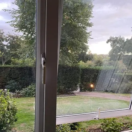 Apartment Lovely 2-bedroom Flat Facing Wimbledon Park *