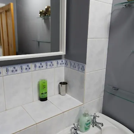 206mm Highgate Apartment *