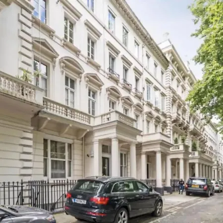 Apartment Modern Flat In The Heart Of West London