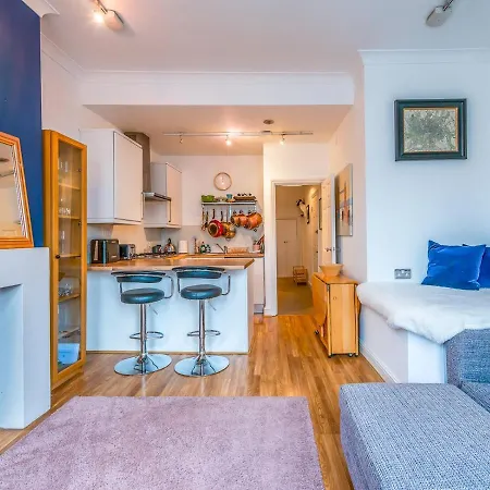 Apartment Pass The Keys Balham Modern Cosy *