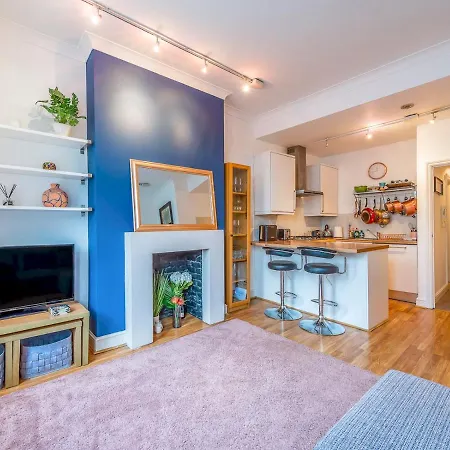 Apartment Pass The Keys Balham Modern Cosy London