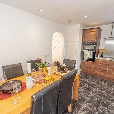 Holiday home #gorgeous 3 Beds Home#7min To Subway, Free Parking Thamesmead (Greater London)