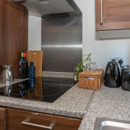 #gorgeous 3 Beds Home#7min To Subway, Free Parking