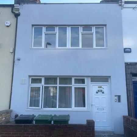Lovely Studio In Penge London
