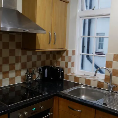 206mm Highgate * London