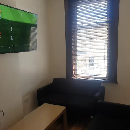 London Luxury 2 Bedroom 5 Min From Tube Station With Free Parking * Wanstead