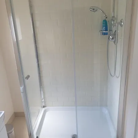 Apartment London Luxury 2 Bedroom 5 Min From Tube Station With Free Parking Wanstead