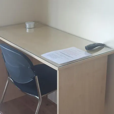 London Luxury 2 Bedroom 5 Min From Tube Station With Free Parking Apartment *