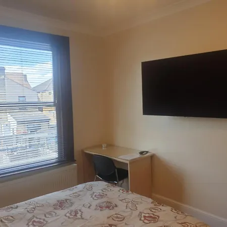 Apartment London Luxury 2 Bedroom 5 Min From Tube Station With Free Parking Wanstead